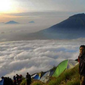 wisata dieng wonosobo negeri di atas awan