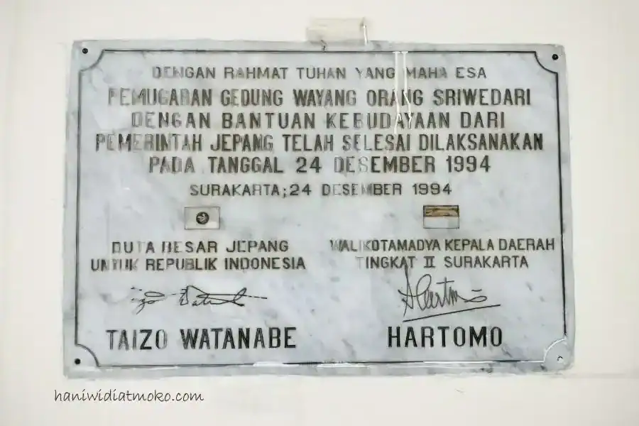 renovasi gedung