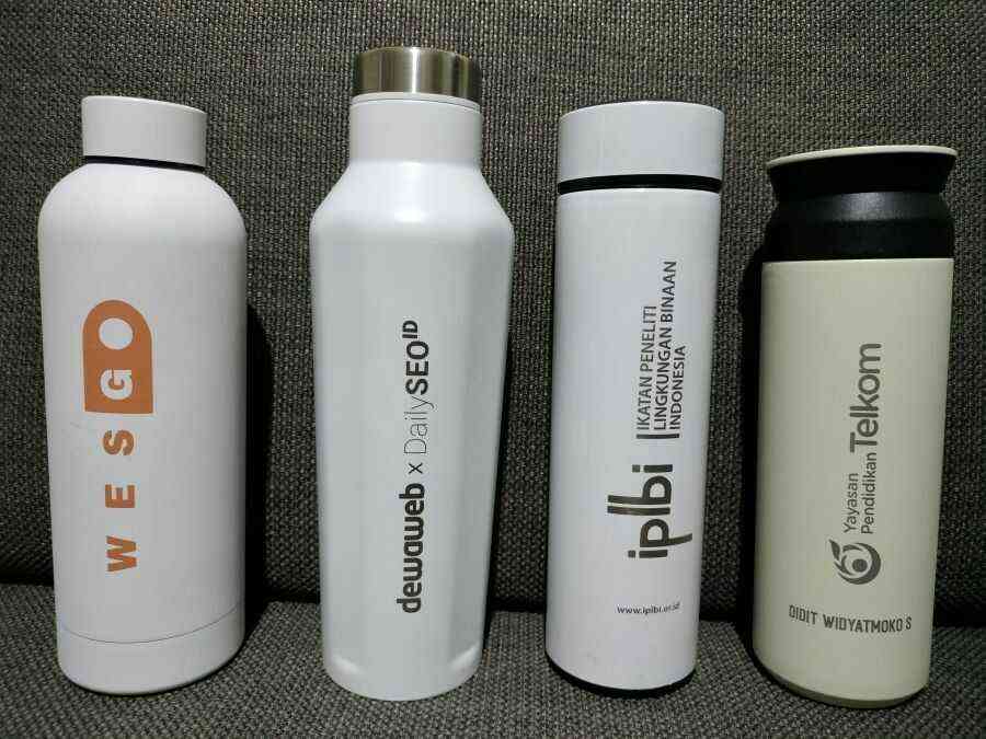 tumbler putih