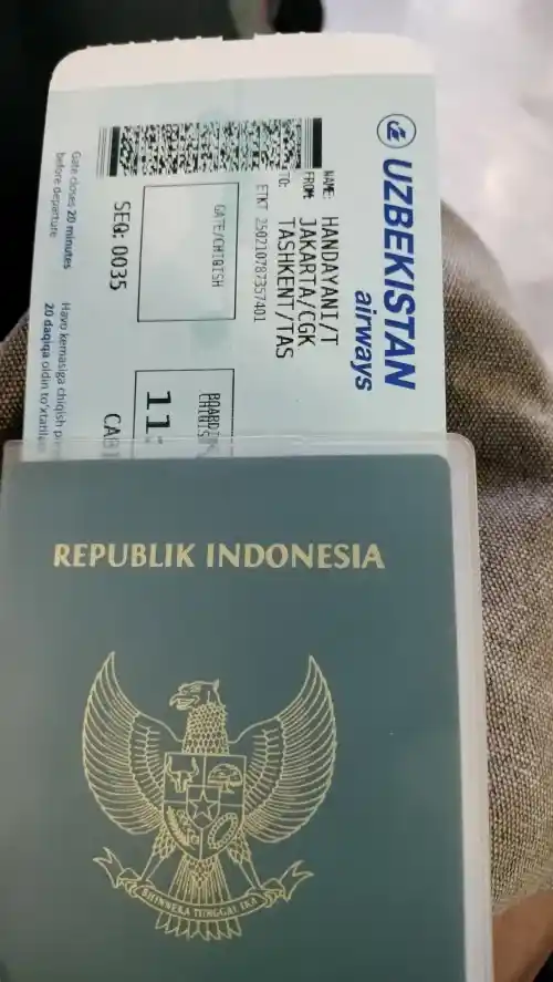paspor dan boarding pass